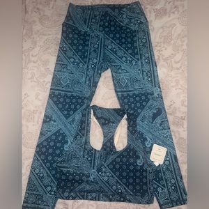 Fabletics set (Boost Powerhold)